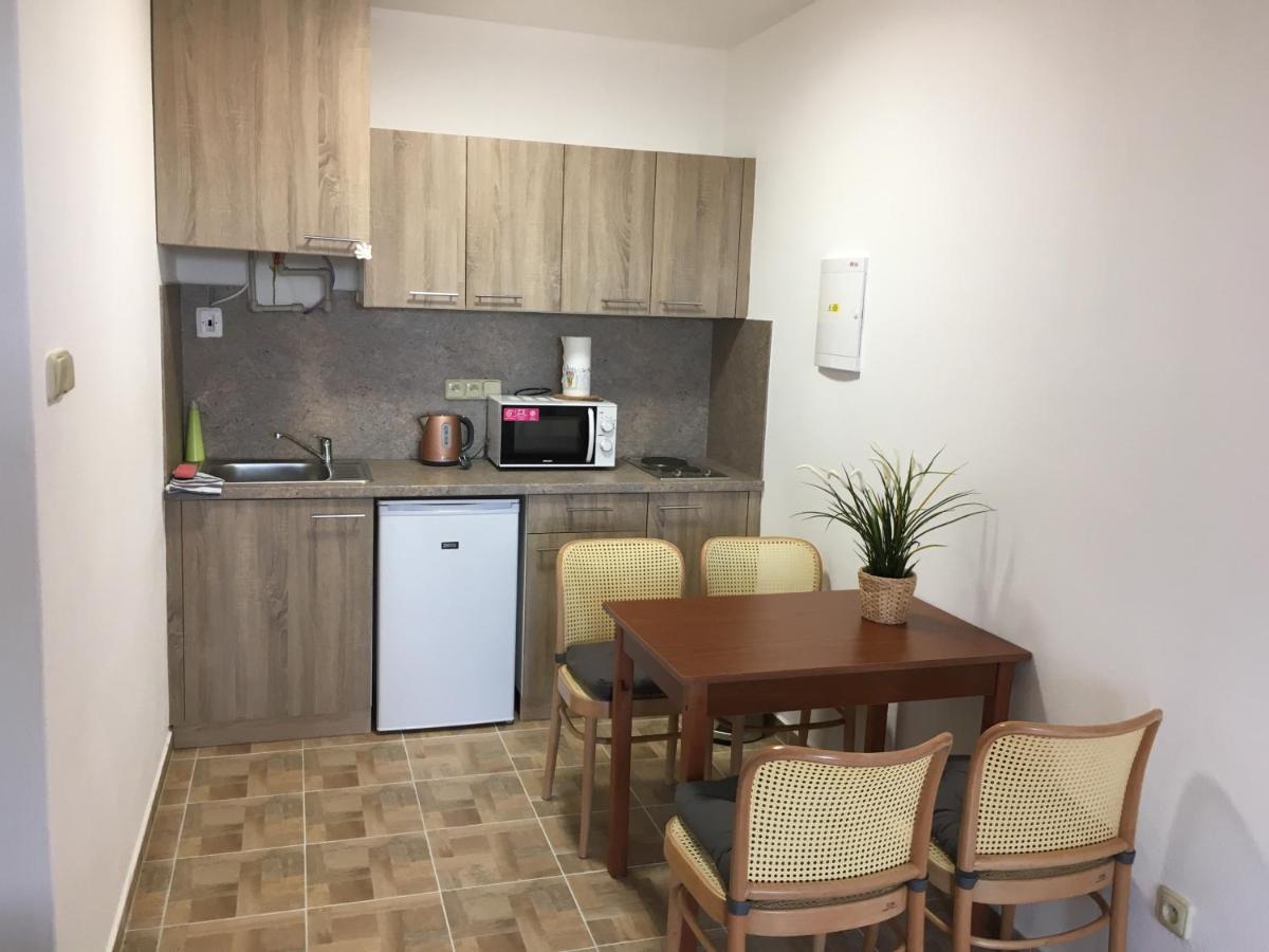 Samostatné apartmány - Penzion U Kudláčků Pouzdřany Pouzdrany Exterior foto